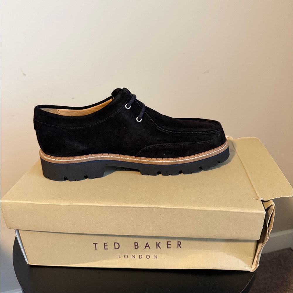 Ted Baker London Black Suede Wallabee Oxford Lug Sole Men's 11 — NWT Never Worn